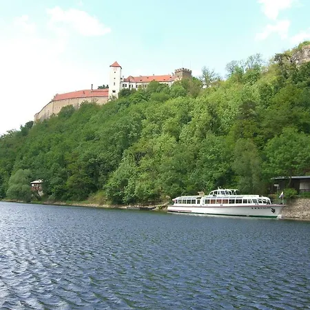 Semesterbostad Holiday House Vranov Dam Oslnovice